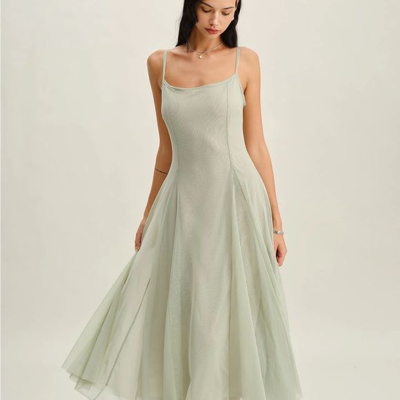 Green A-Line Slip Pleated Midi Dress - Picture 4 of 9